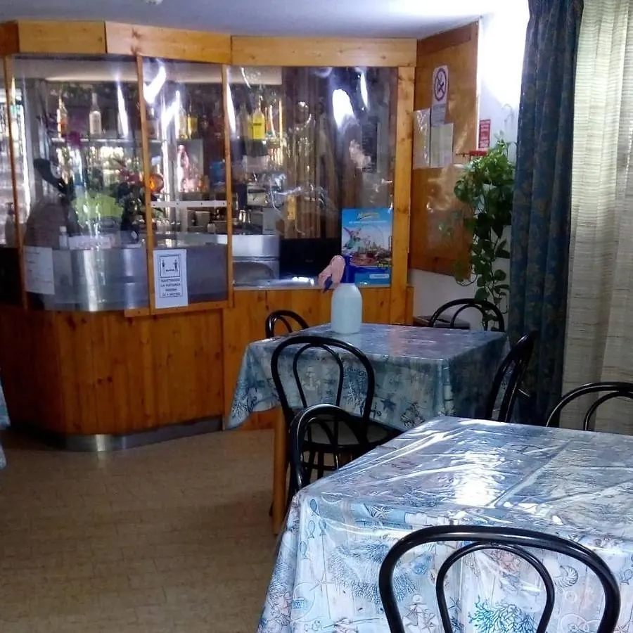 Hotel Villa Del Prato Cucina Romagnola E Possibilita Pacchetto Spiaggia Bellariva Di Rimini
