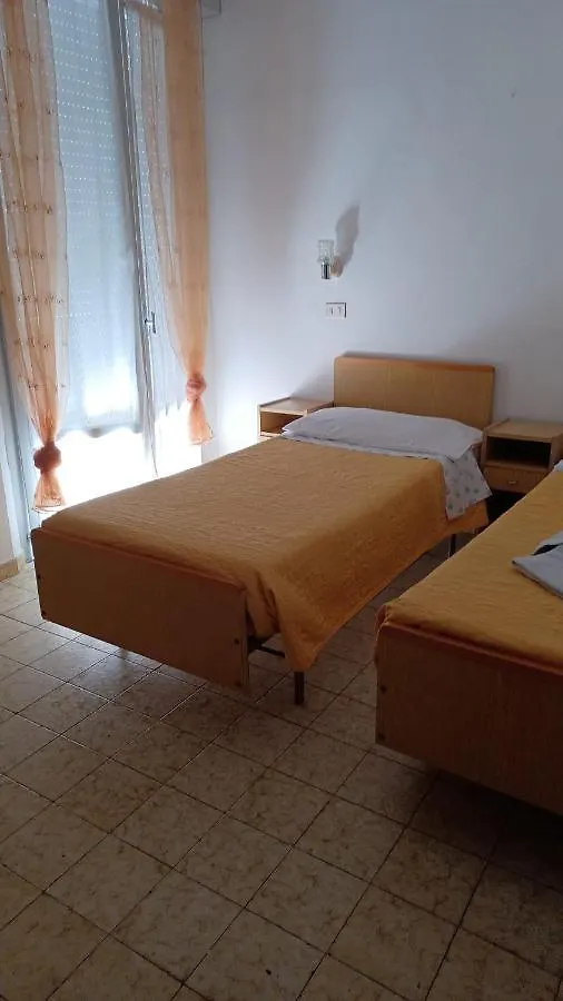 Hotel Villa Del Prato Cucina Romagnola E Possibilita Pacchetto Spiaggia Bellariva Di Rimini
