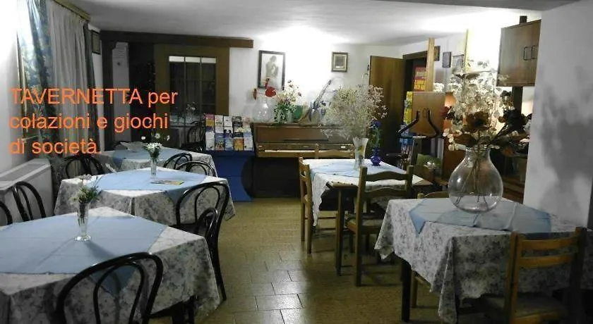 Hotel Villa Del Prato Cucina Romagnola E Possibilita Pacchetto Spiaggia Bellariva Di Rimini 2*,  Italy