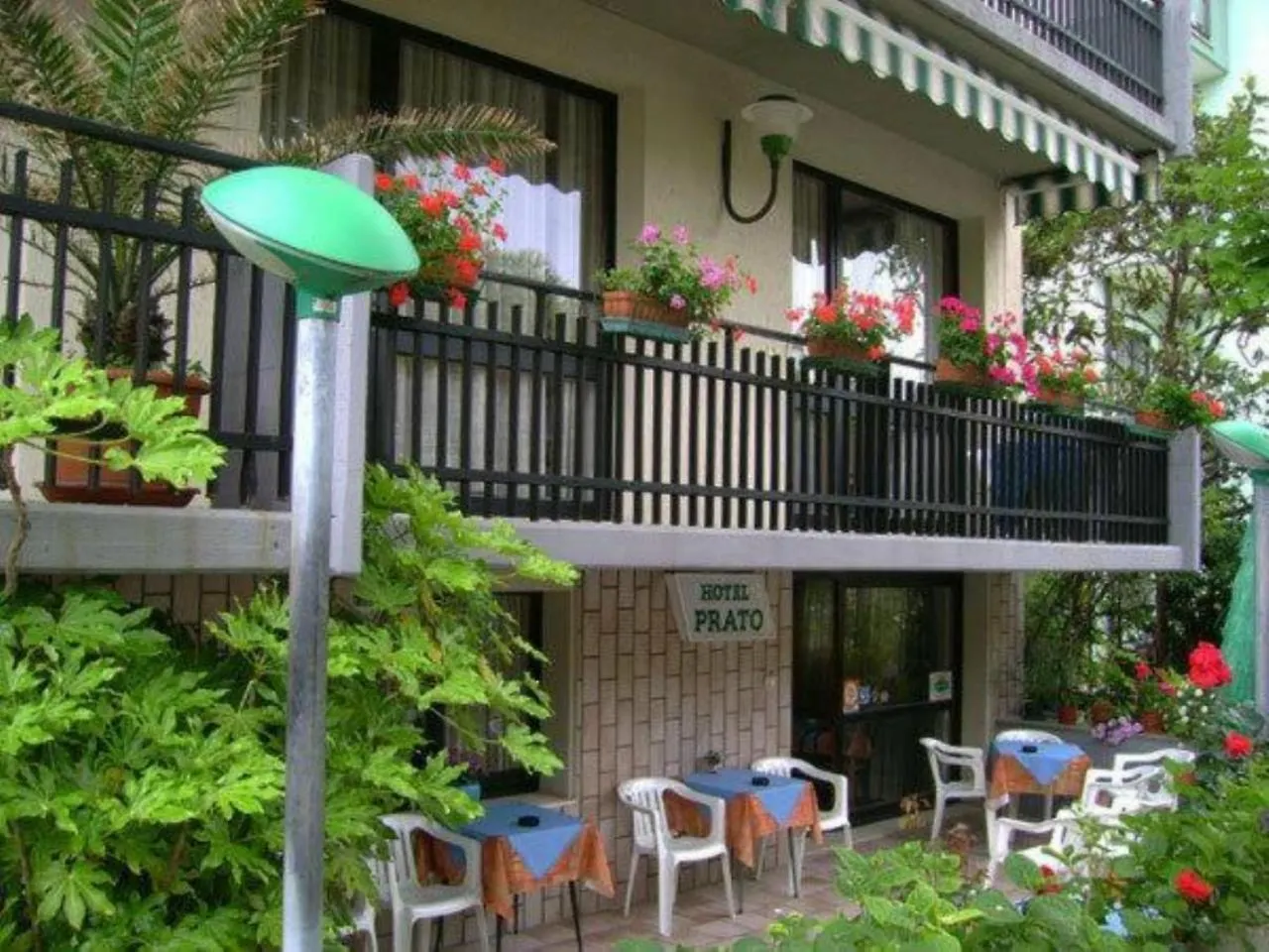 Hotel Villa Del Prato Cucina Romagnola E Possibilita Pacchetto Spiaggia Bellariva Di Rimini